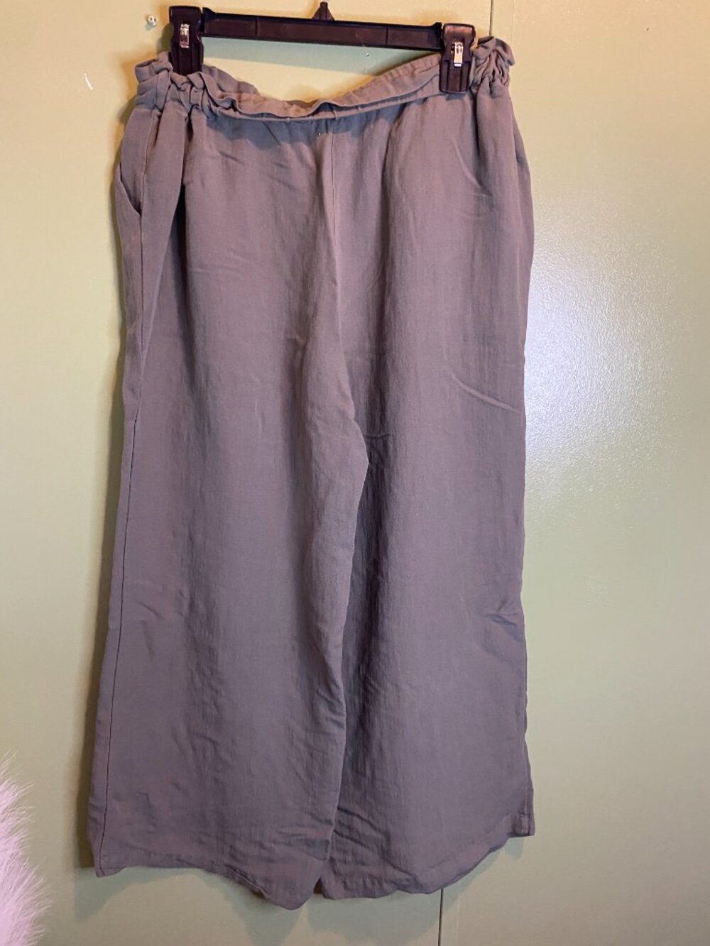 Altar'd State Women's Large Sage Olive Green Wide Leg Cropped Pants Boho 214 - Picture 8 of 11